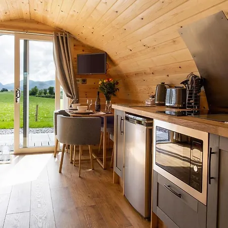 Waenfechan Glamping With Hot Tubs Colwyn Bay Extérieur photo