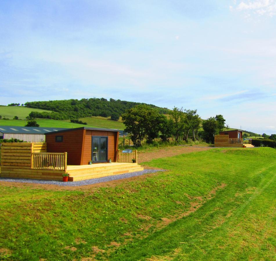 Lodge Waenfechan Glamping With Hot Tubs