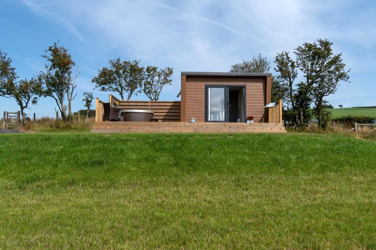 Lodge Waenfechan Glamping With Hot Tubs