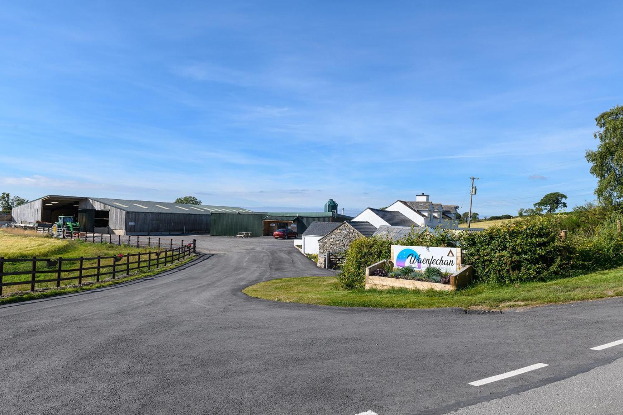 Waenfechan Glamping With Hot Tubs Colwyn Bay