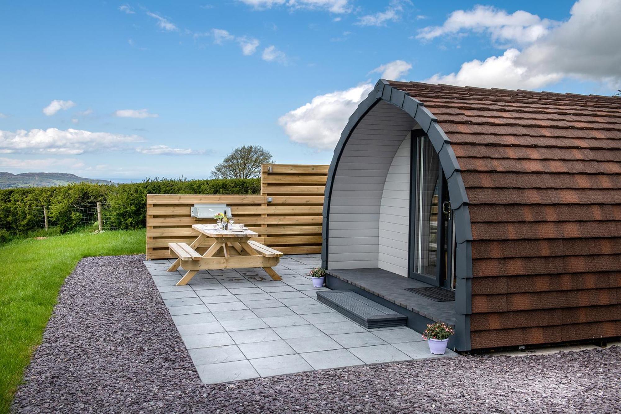 Lodge Waenfechan Glamping With Hot Tubs